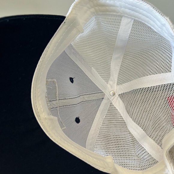 Last Chance Sale! Low Prices 💥 Nashville Predators Cap - Picture 3 of 3